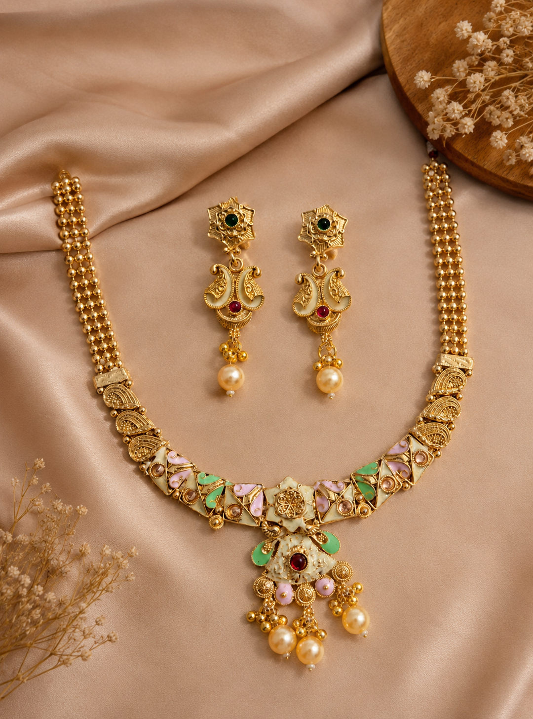 Saanvi 18K Gold Platted Minimal Temple Necklace Set
